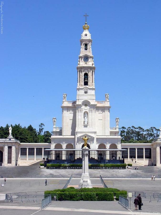 Apartamento 300 metros do SANTUÁRIO DE FÁTIMA T4 Esterno foto